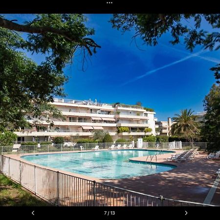 Eden Apartment แซ็ง-ทรอเป ภายนอก รูปภาพ