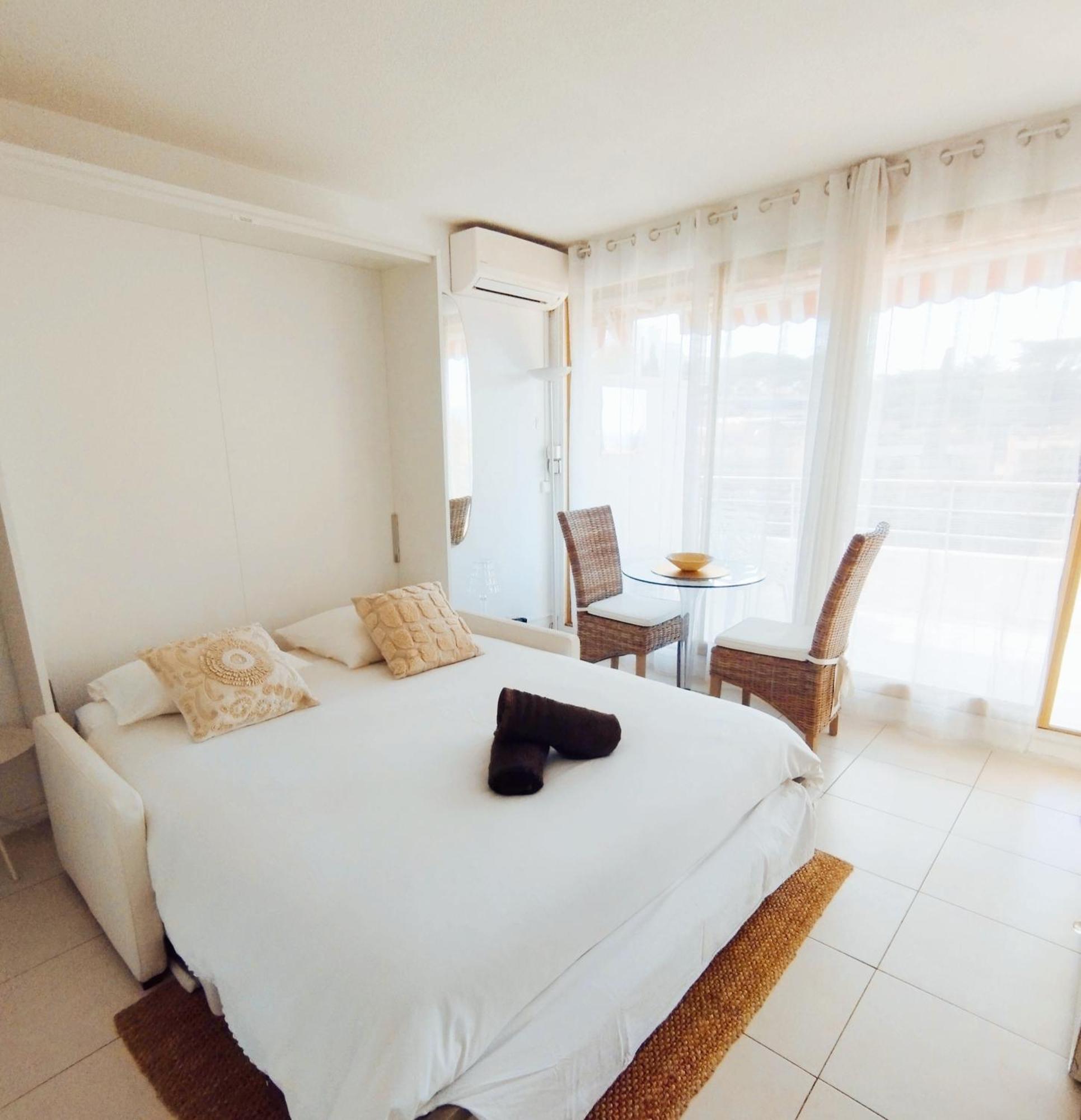 Eden Apartment แซ็ง-ทรอเป ภายนอก รูปภาพ