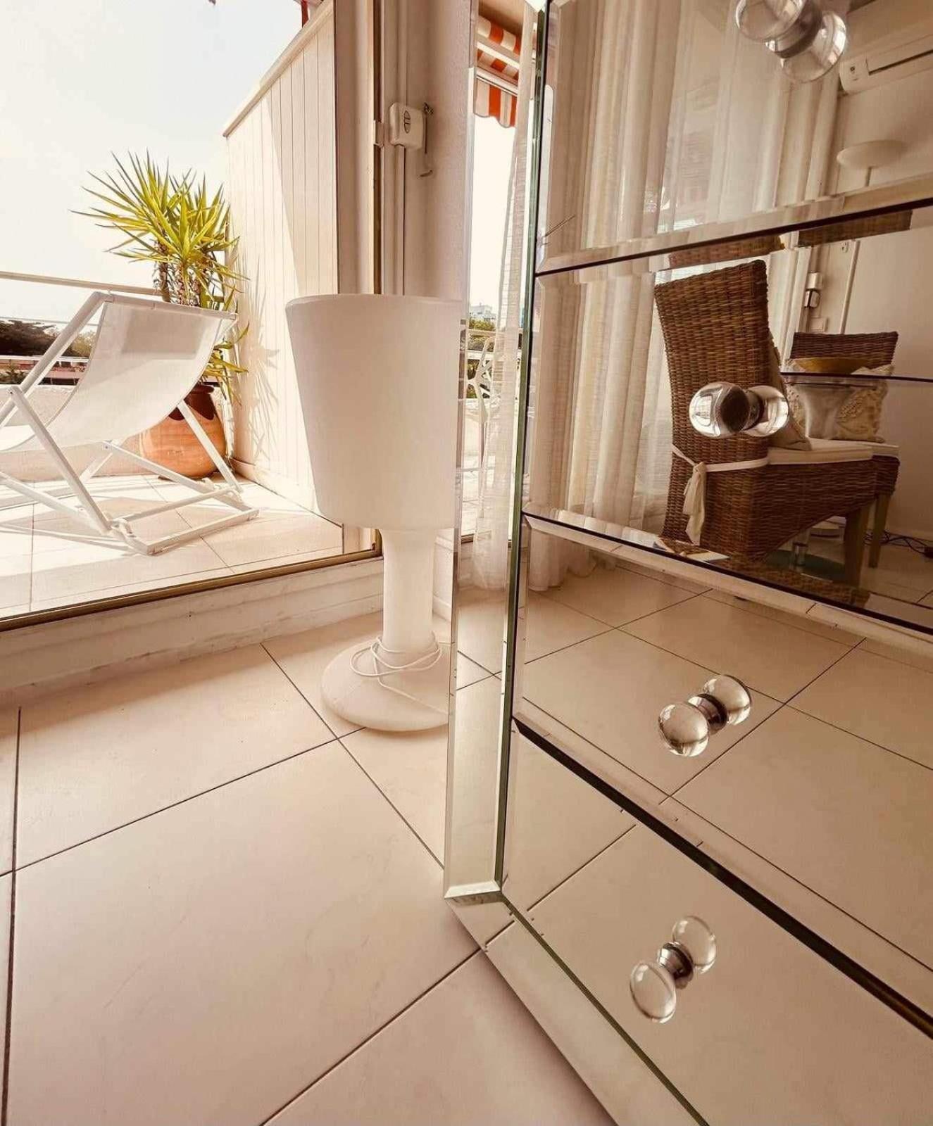 Eden Apartment แซ็ง-ทรอเป ภายนอก รูปภาพ